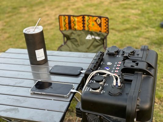 220В портативный источник питания Высокопроизводительная мощность 6000W УСП