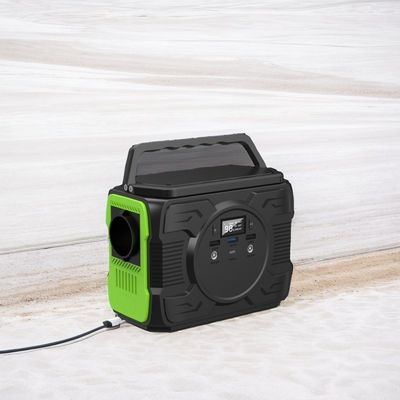 Беспрепятственно питайте свой поход на кемпинге с 200W 300W 600W генераторами солнечной энергии