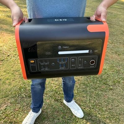Большая мощность 2200W 2048wh Наружная солнечная портативная электростанция для аварийного кемпинга
