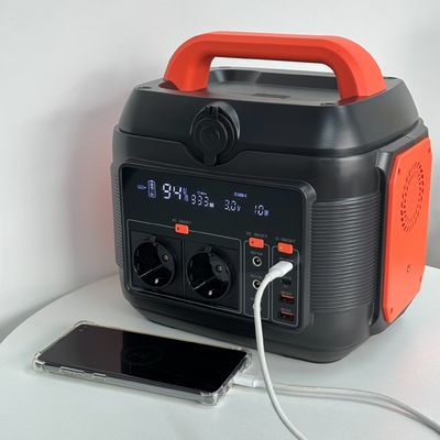 576wh Номинальный портативный солнечный генератор для мобильной зарядки и отключения электроэнергии
