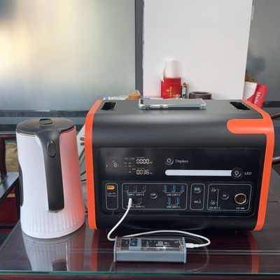4400W Пиковая мощность Наружная портативная станция хранения энергии с складывающимися солнечными батареями