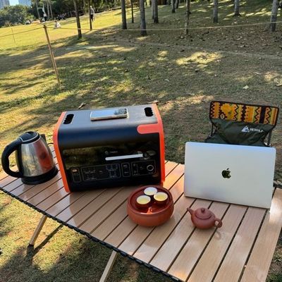 2048wh 2200W портативная солнечная электростанция с инвертором синусовой волны
