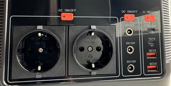 110V/220V Поддержка портативной электростанции с выходом 600W/1500W и выходом постоянного тока 12-13V 10A