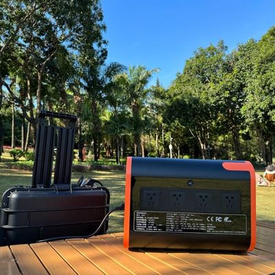 110V/220V Мобильная станция переменного тока / постоянного тока перезаряжаемая 2200W портативная электростанция AT22 Цвет Оранжевый Черный