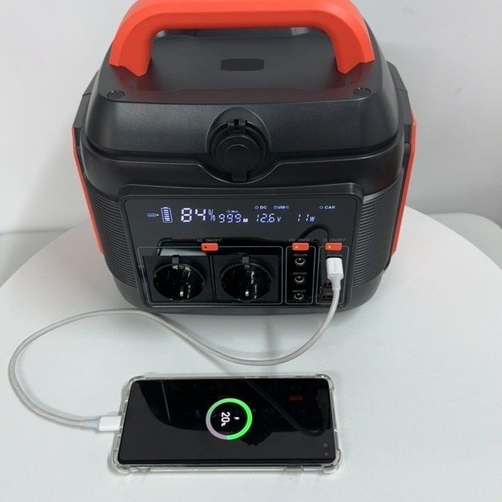 OEM/ODM 600W Кампинговая мобильная энергия Внутренняя аварийная электростанция Солнечный генератор Встроенный инвертор