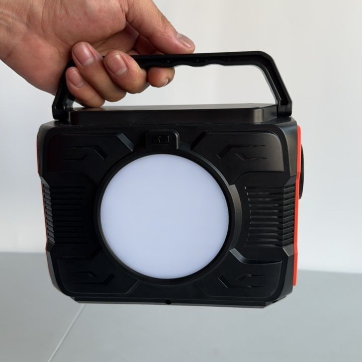 Выходное напряжение переменного тока 110/220V-50Hz/60Hz для многофункциональной портативной электростанции 200W